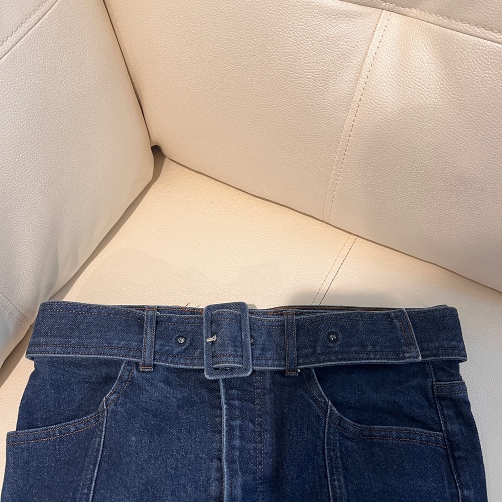 Express Women's Flare Jeans in Dark Blue Denim - Picture 4 of 7